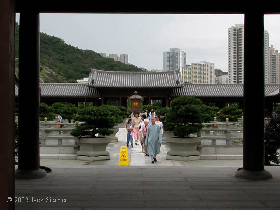Chi Lin Temple 2 